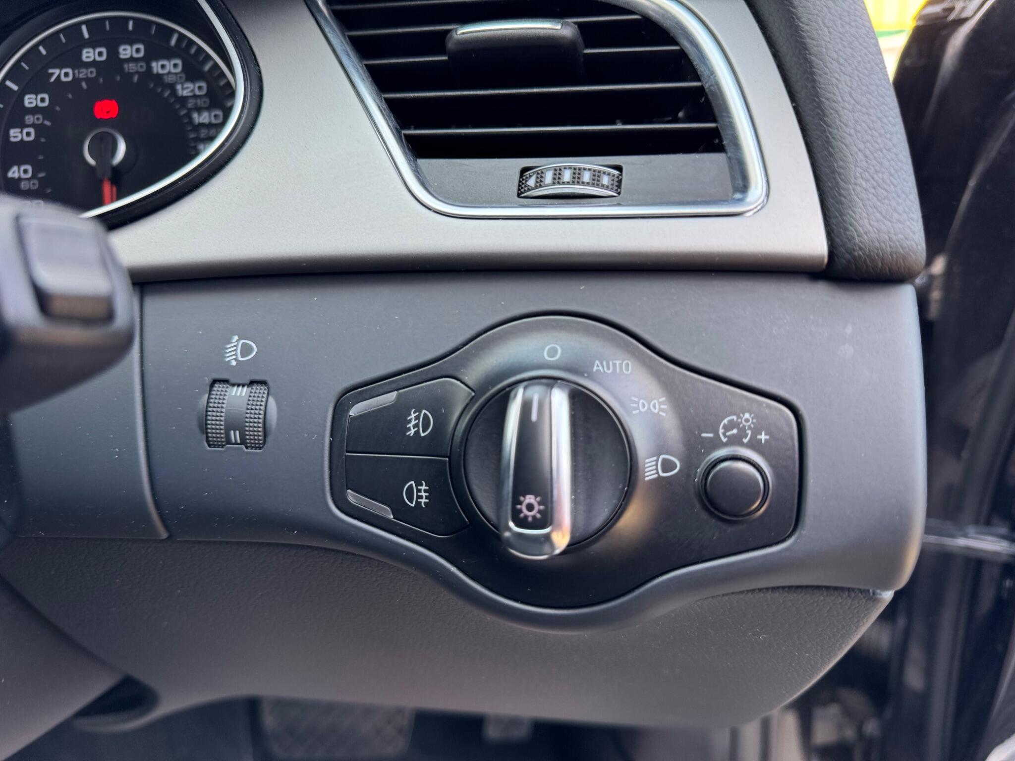 Audi A4 view 22