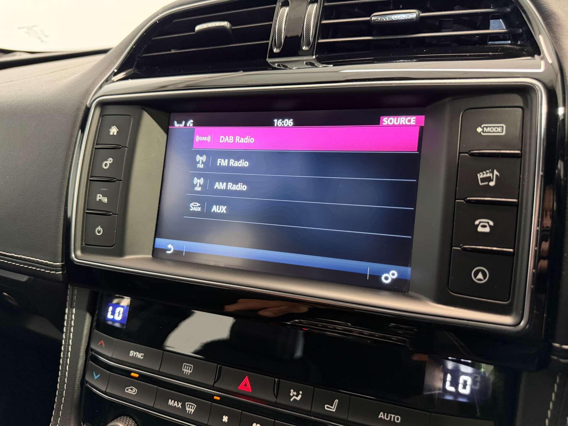 Jaguar F-Pace view 47