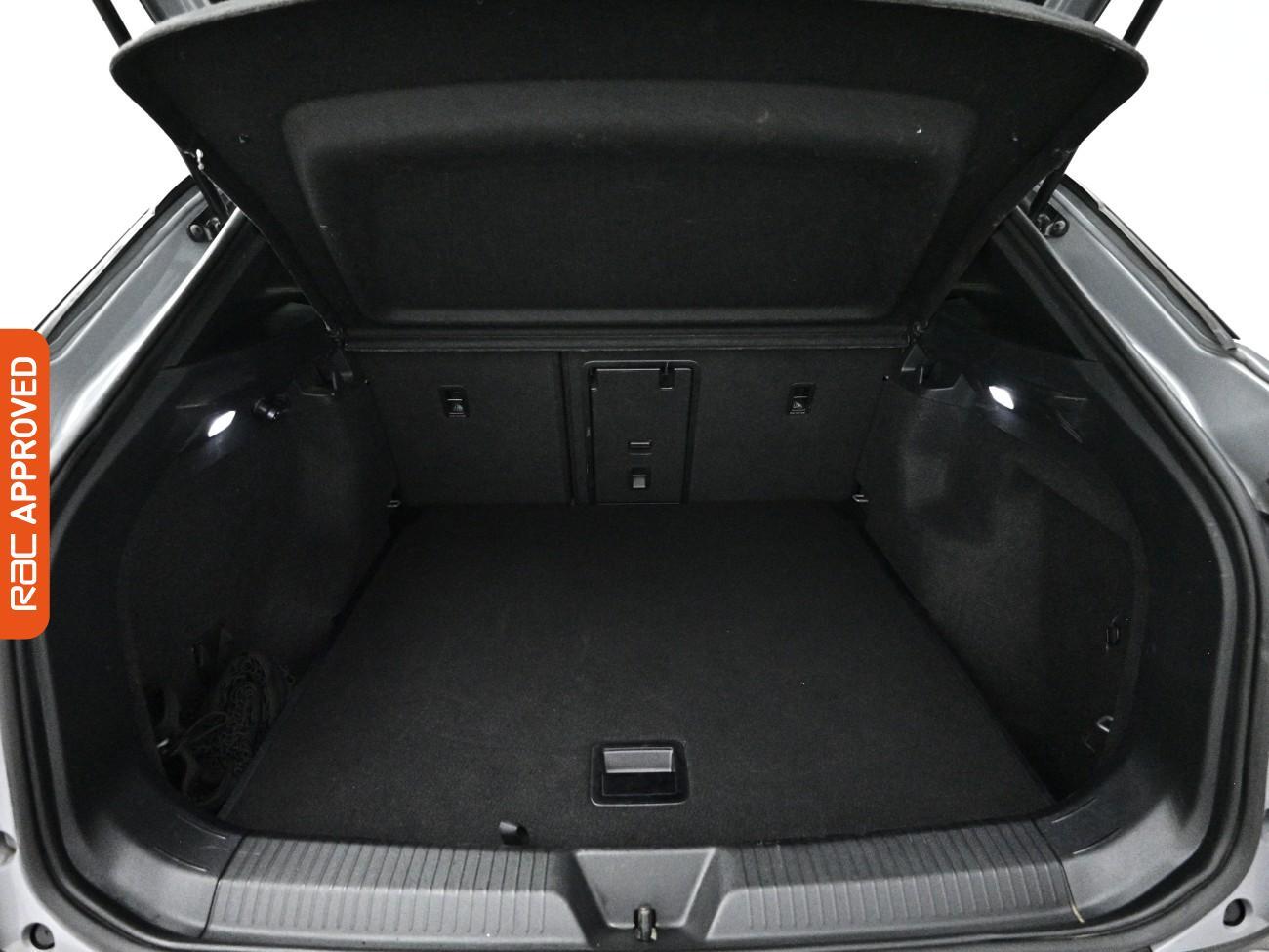 Volkswagen Id.4 view 28