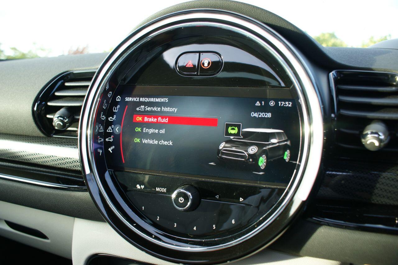 Mini Clubman view 76