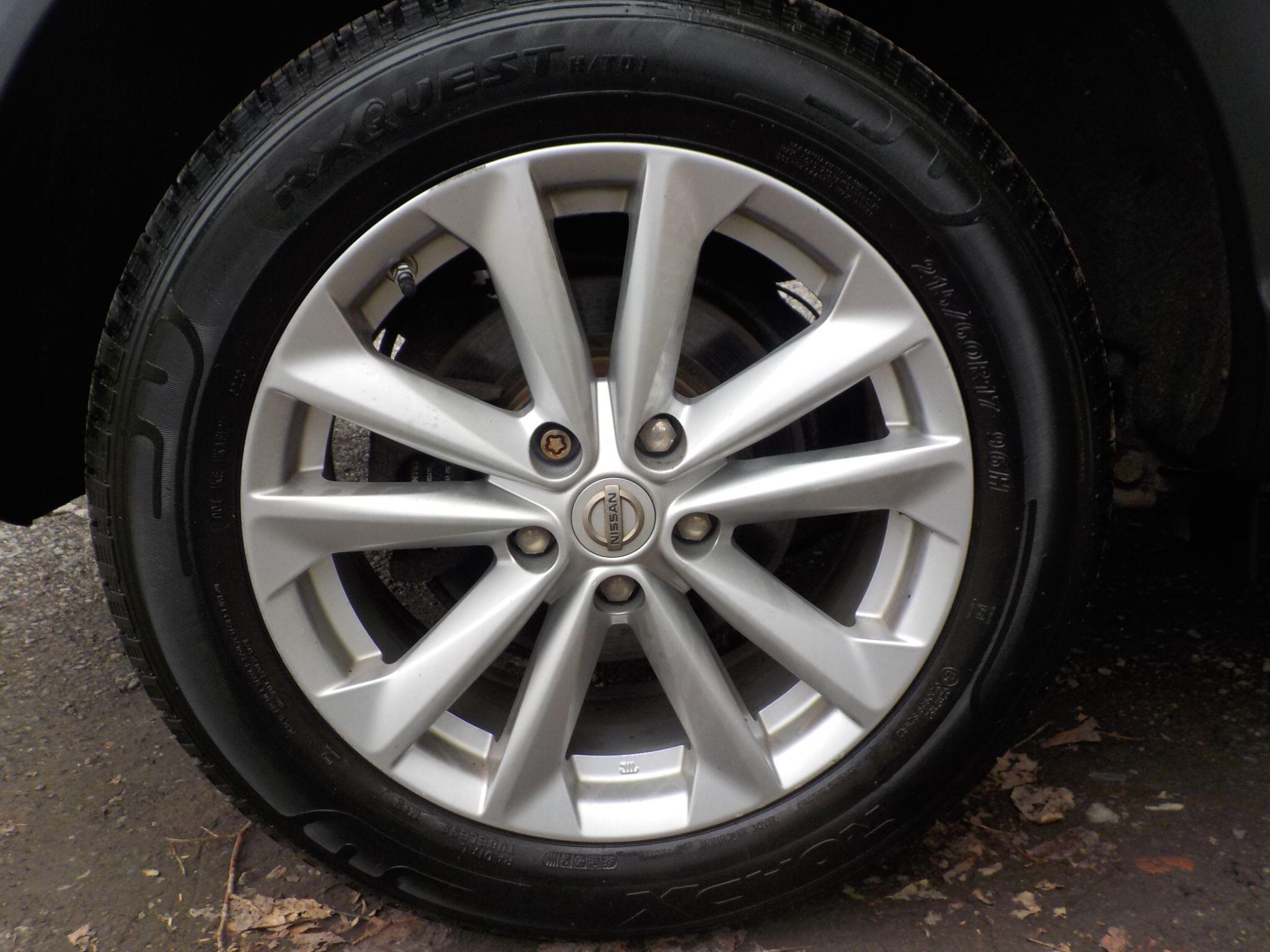 Nissan Qashqai 1.5 dCi Acenta 2WD Euro 5 (s/s) 5dr