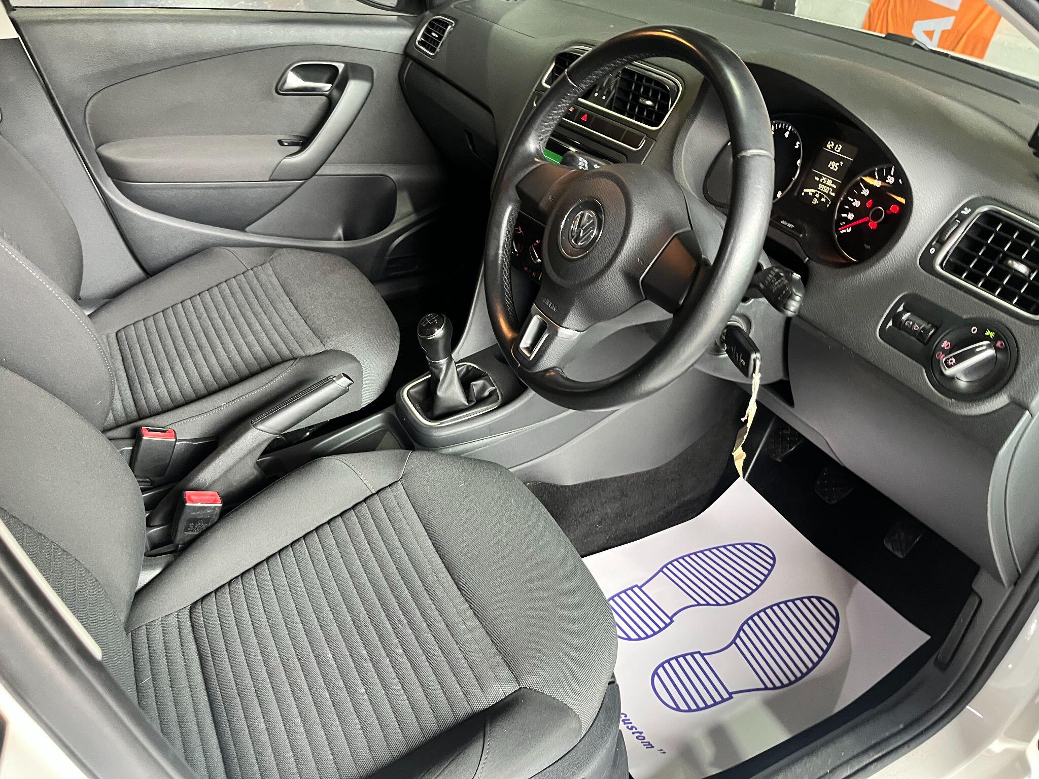 Volkswagen Polo view 42