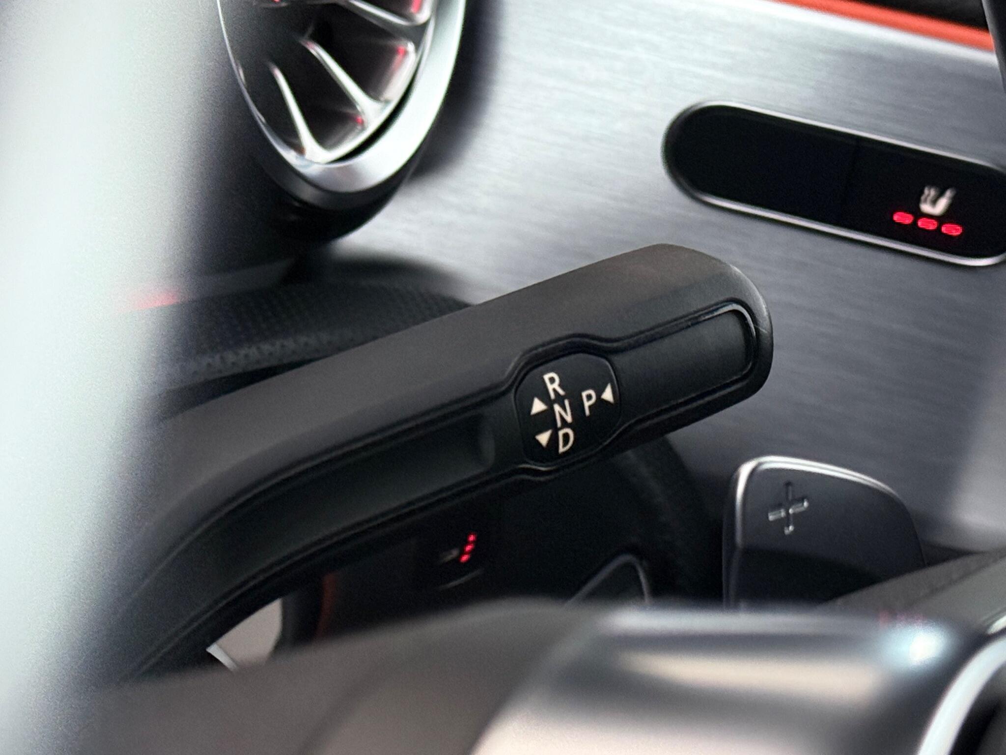 Mercedes-Benz Cla view 16