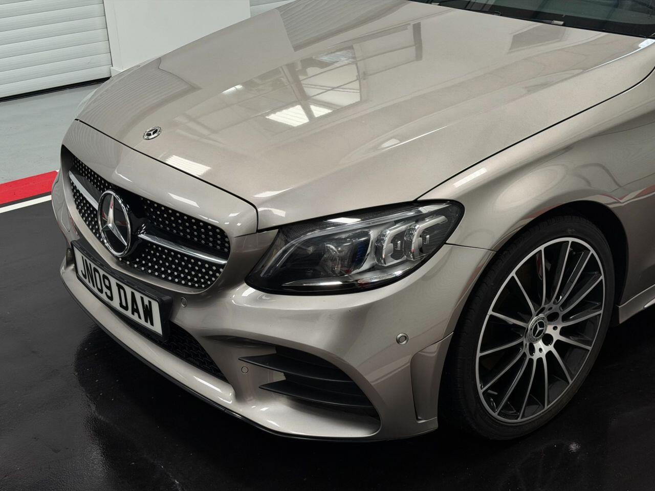 Mercedes-Benz C Class view 29