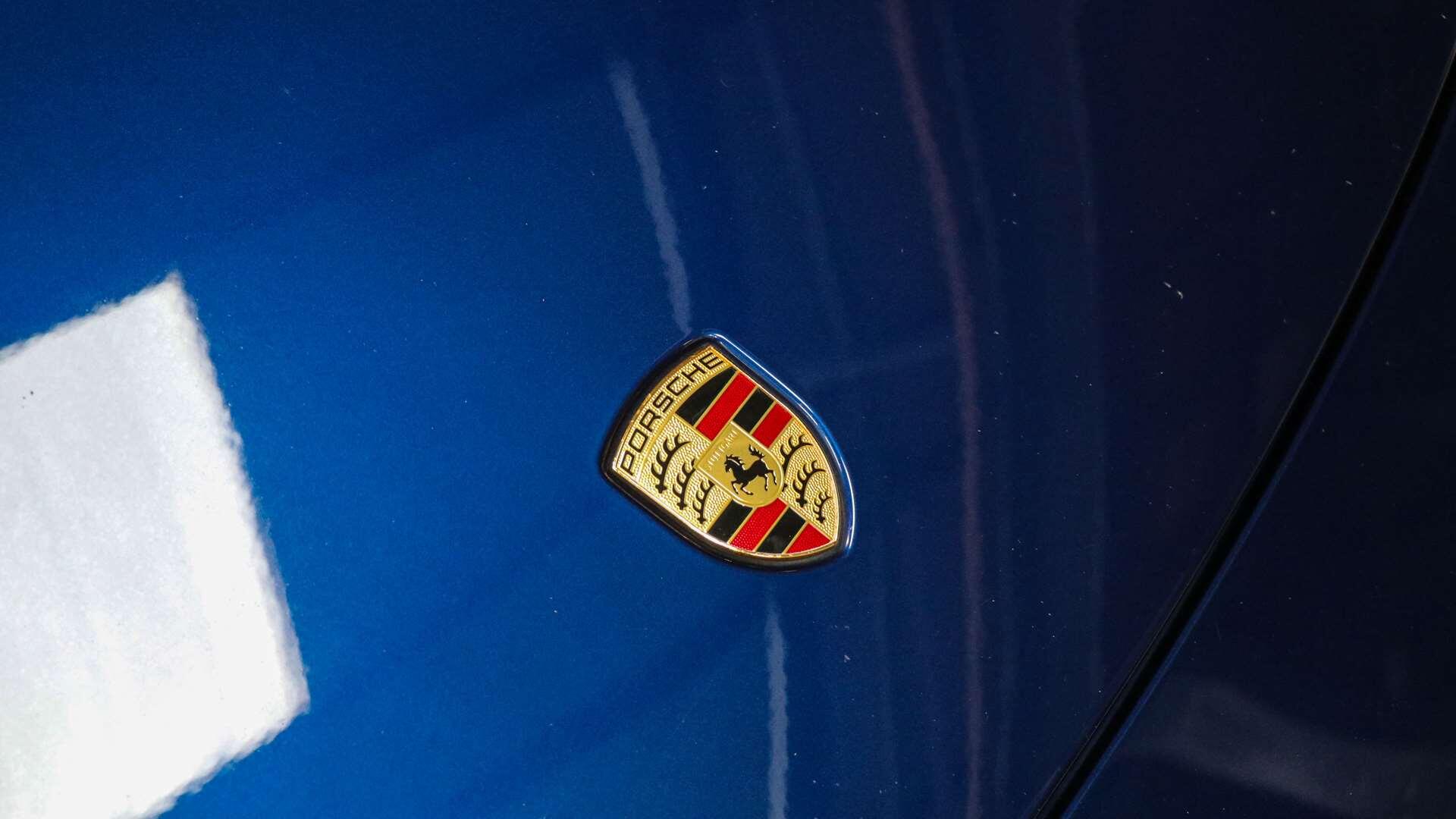Porsche Taycan view 36