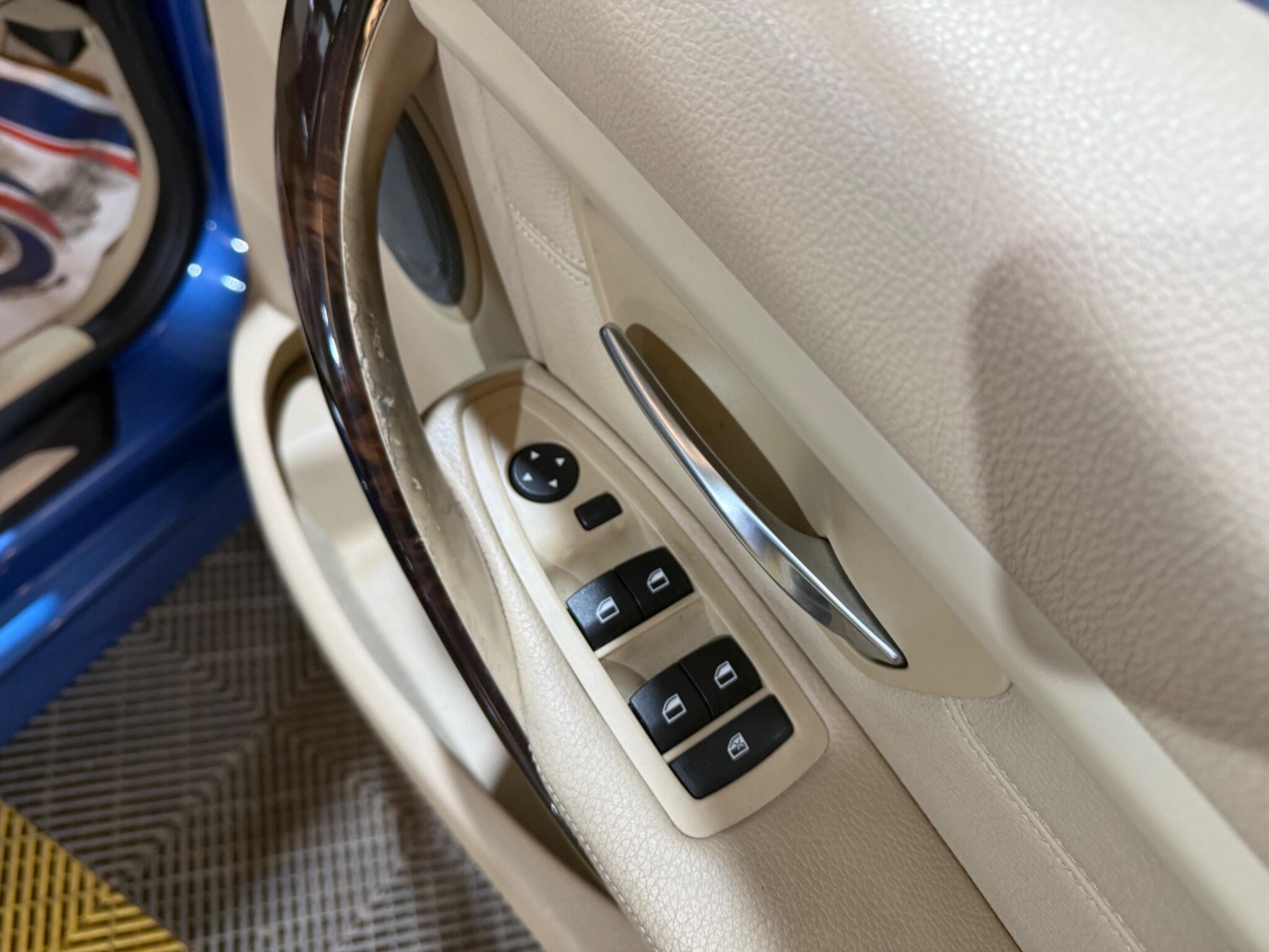 BMW 3 Series view 43