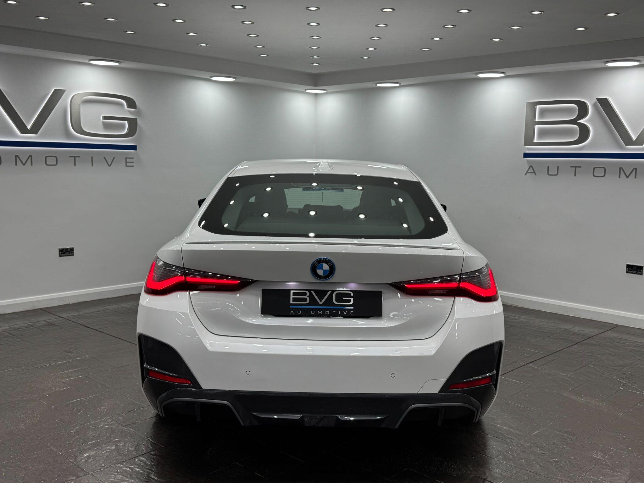 BMW I4 view 19