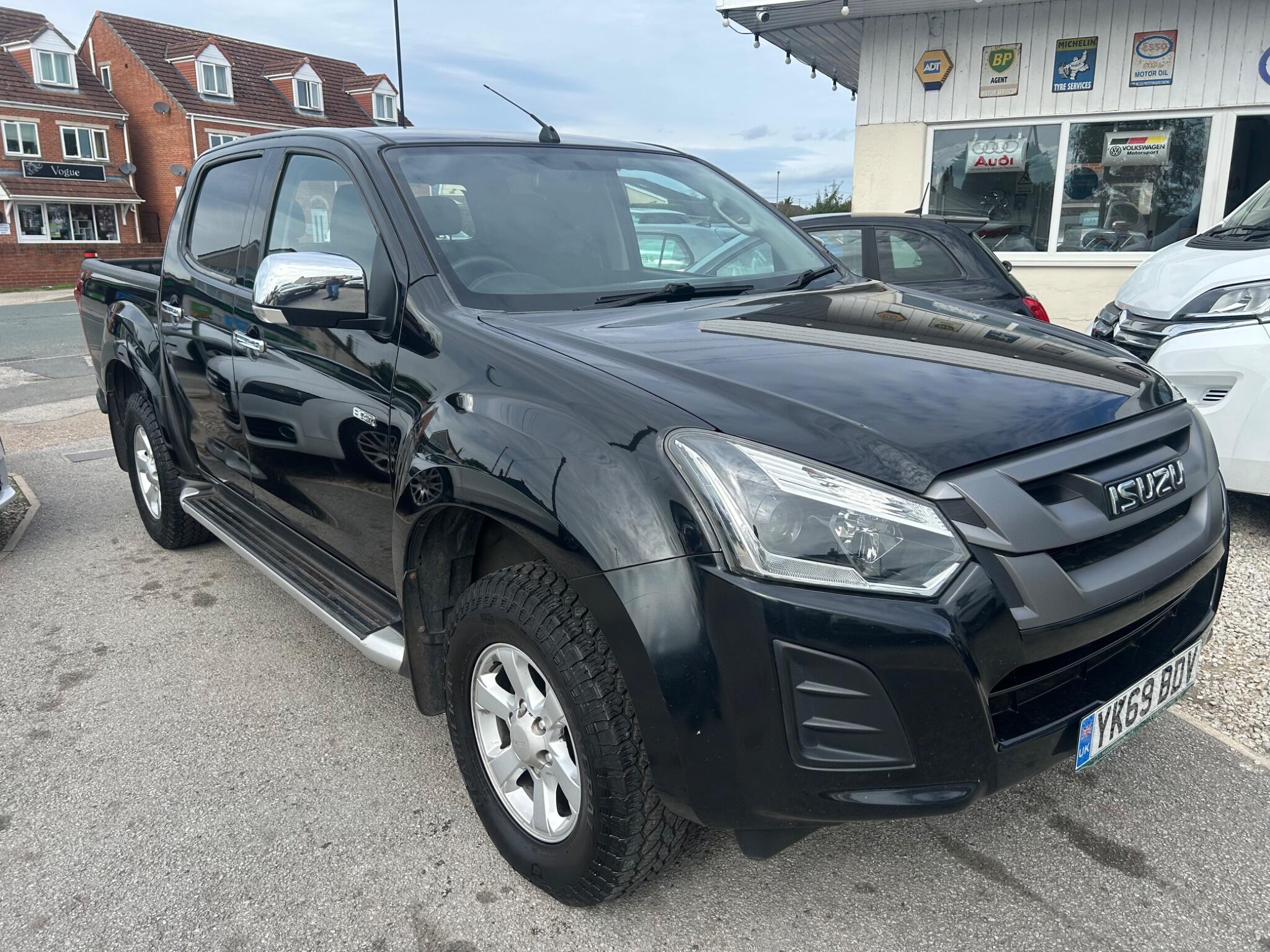 2019 Black Isuzu D-Max for sale for £12,990 +VAT in EGGBOROUGH, NORTH YORKSHIRE
