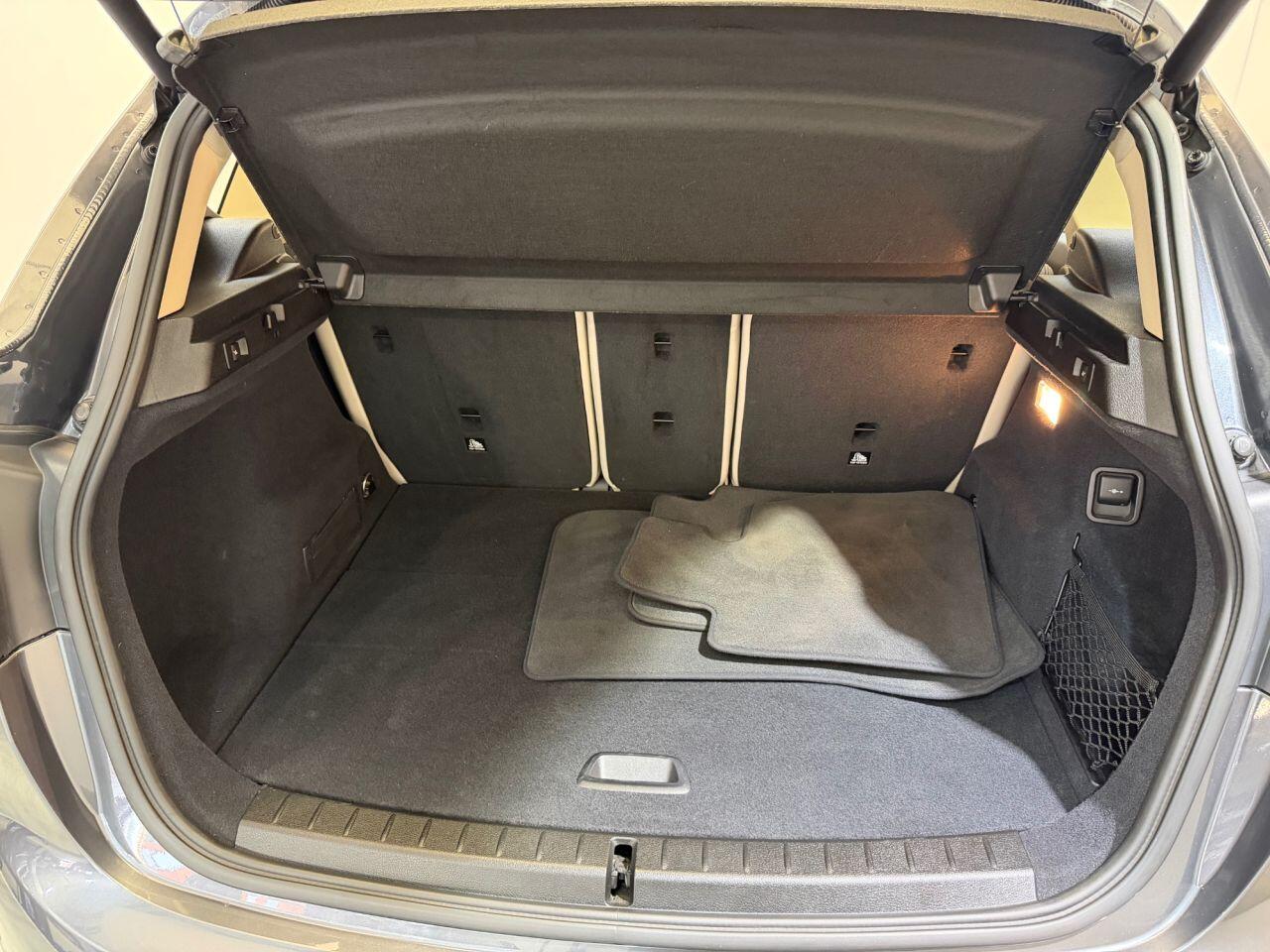 BMW 2 Series Active Tourer view 54