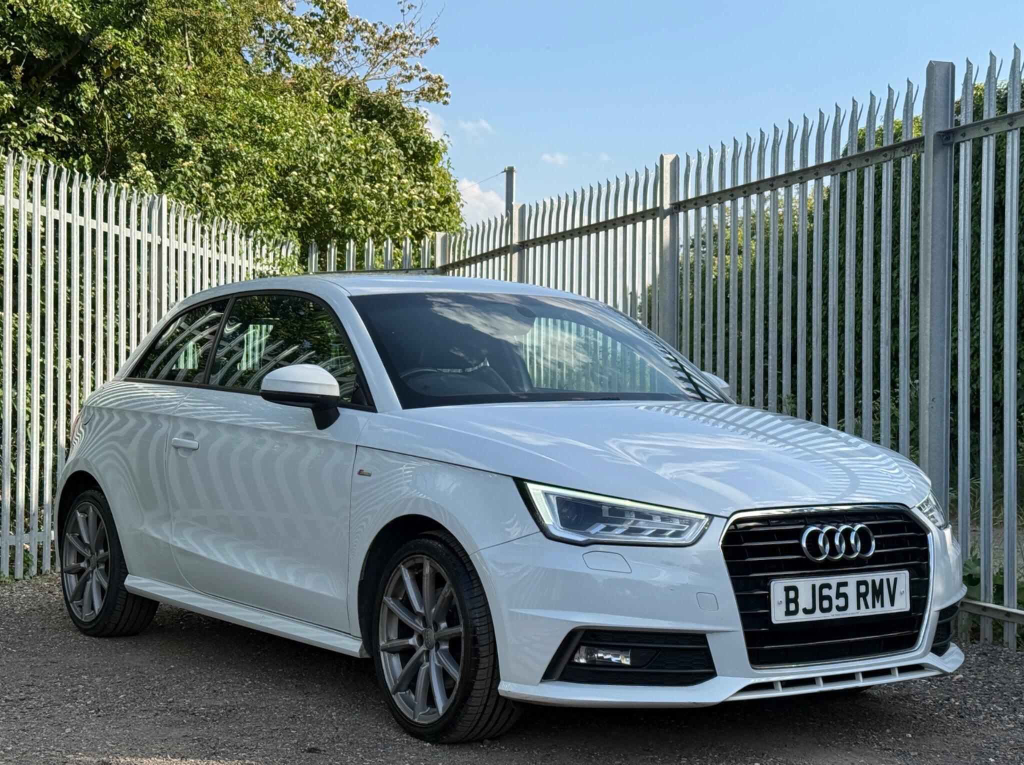 2015 Audi A1 image 7