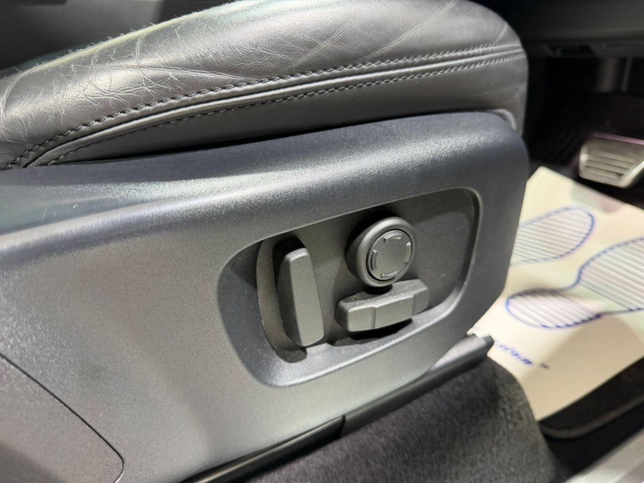 Land Rover Range Rover Sport view 24