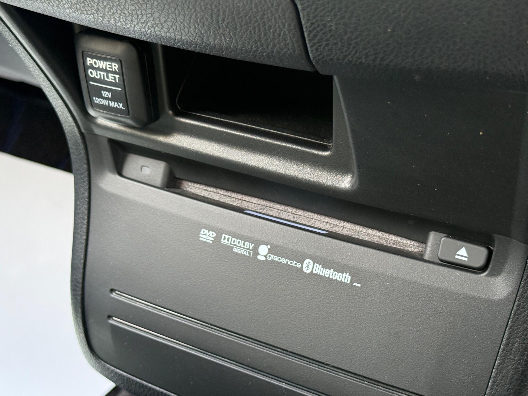Honda Odyssey - Image 66