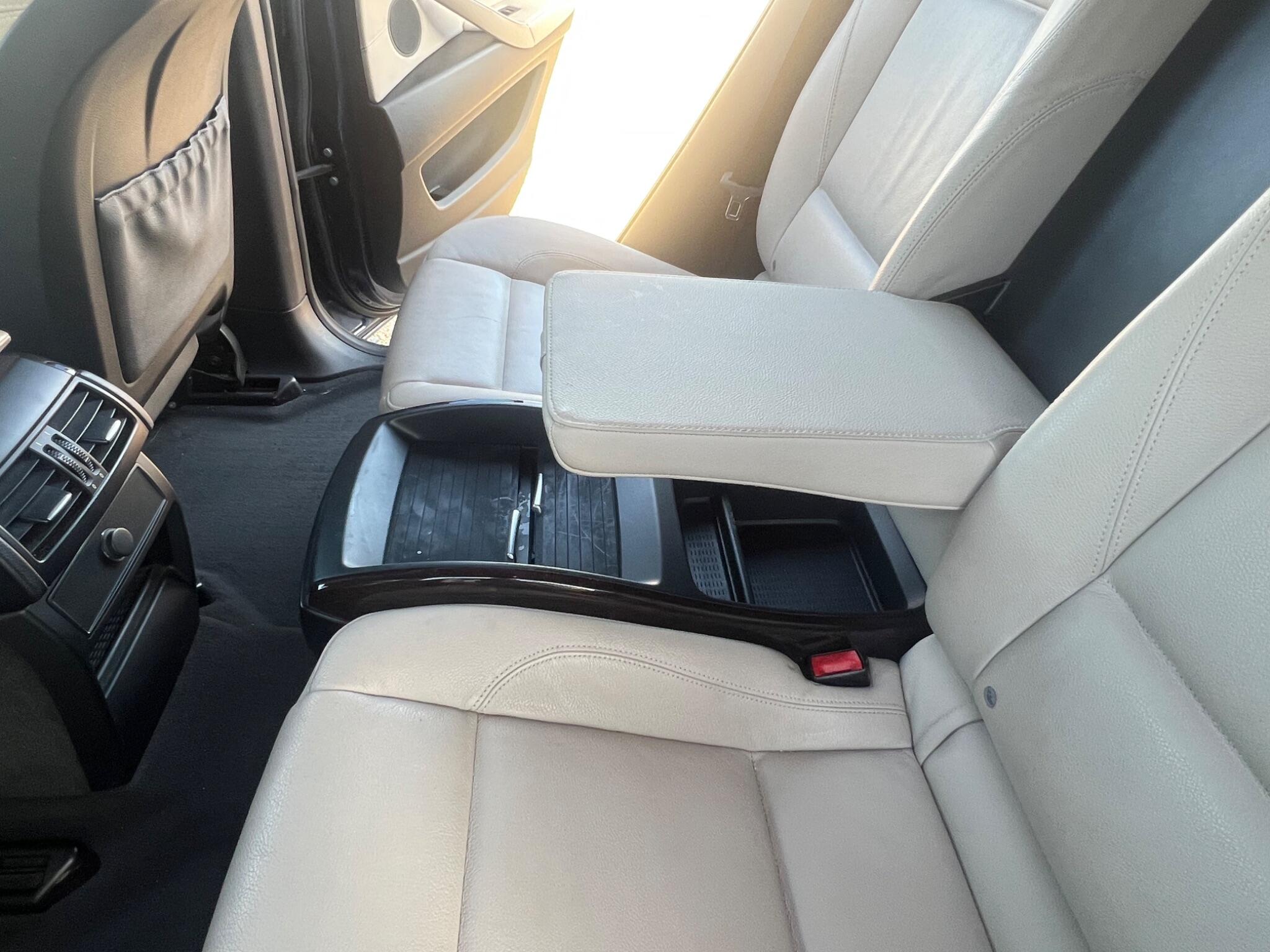 BMW X6 view 27
