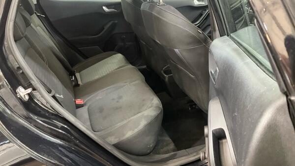 Ford Fiesta view 3