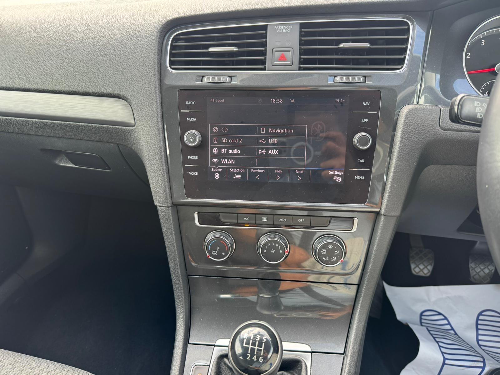 2018 Volkswagen Golf 1.5 TSI EVO SE Nav Euro 6 (s/s) 5dr • 98,000 miles image 22