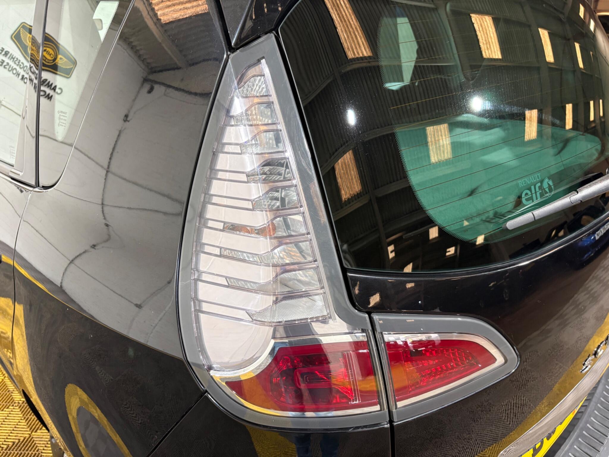 Renault Scenic view 70
