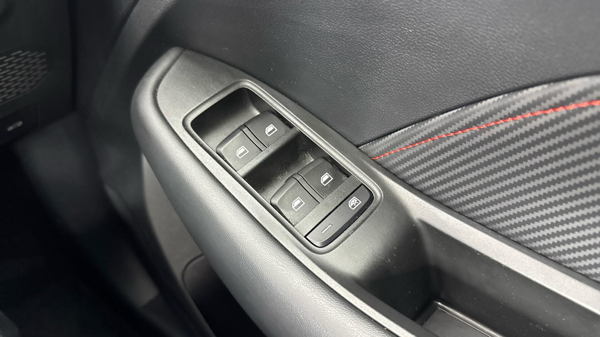 MG ZS view 44