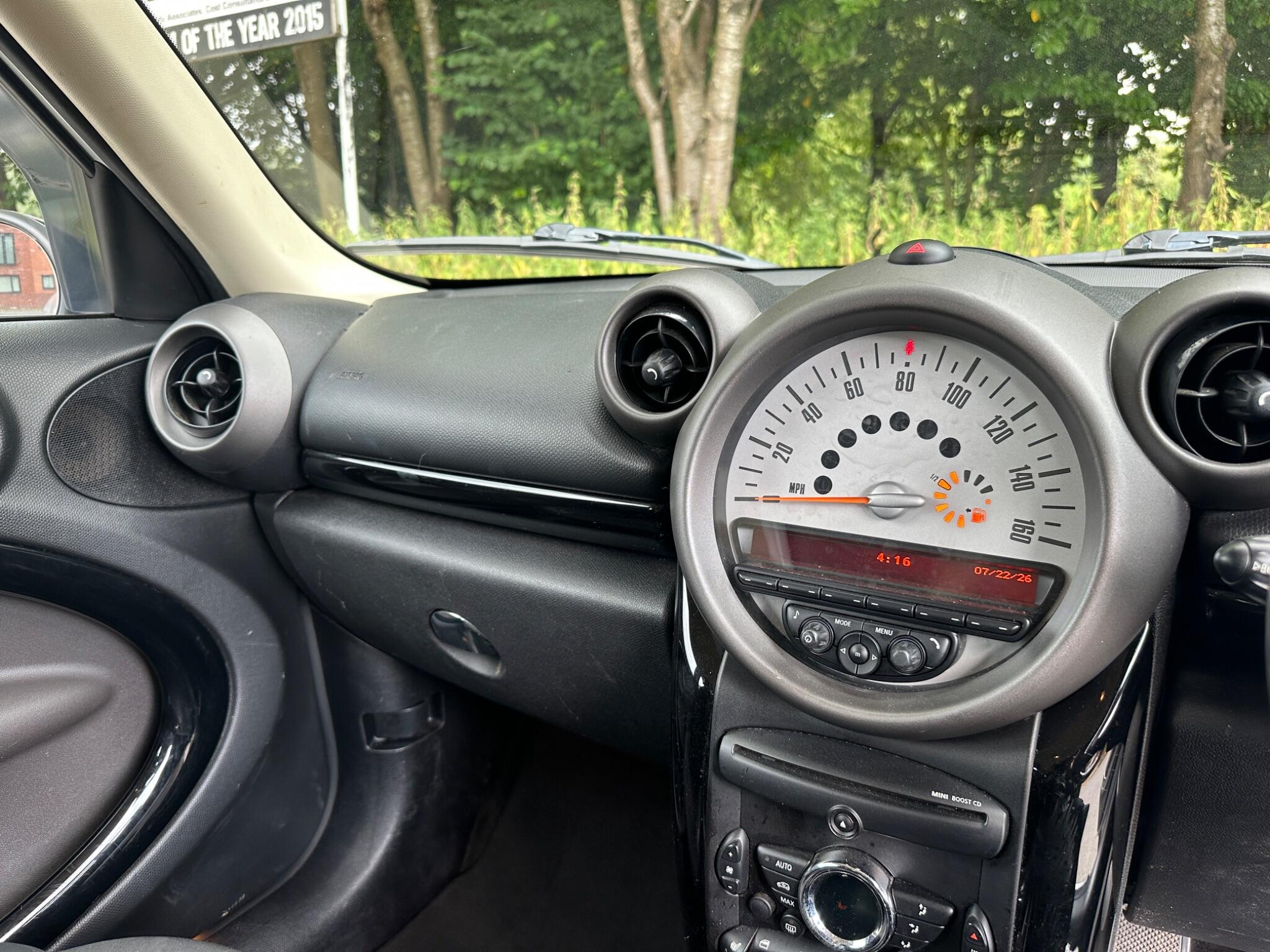 Mini Countryman view 32