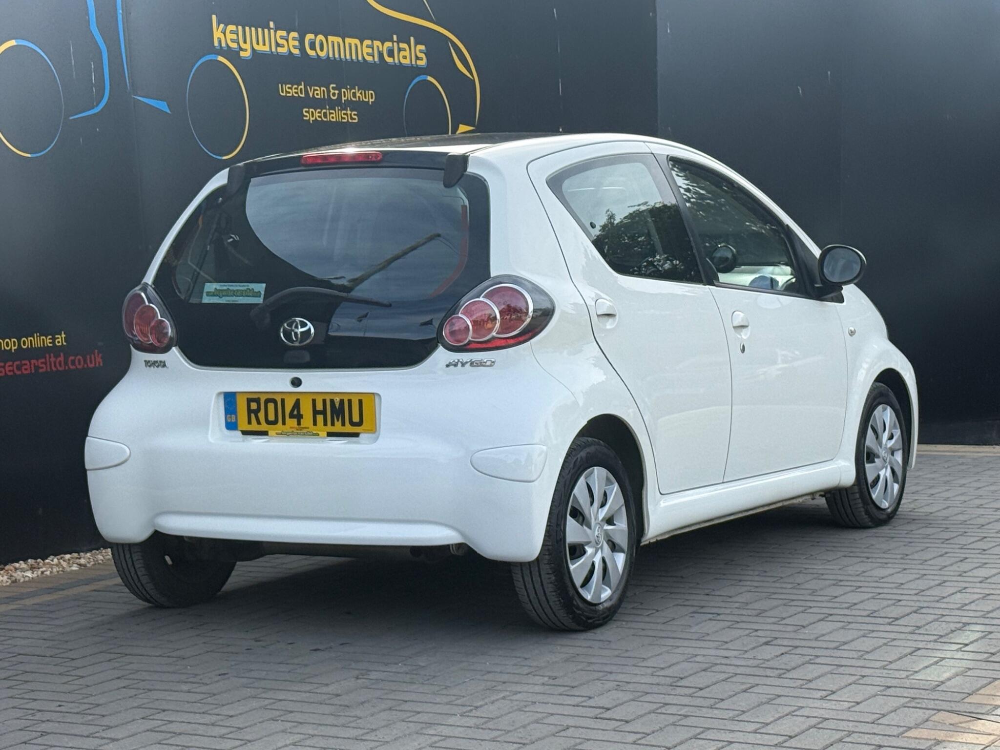 Toyota Aygo view 6