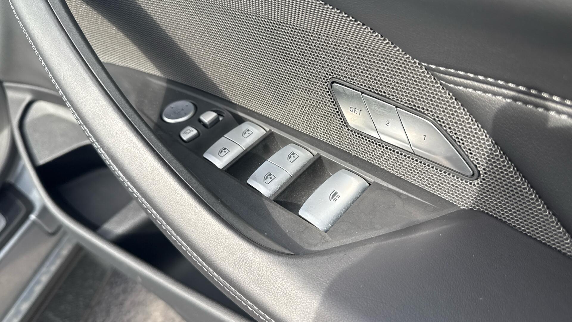 BMW M4 view 44
