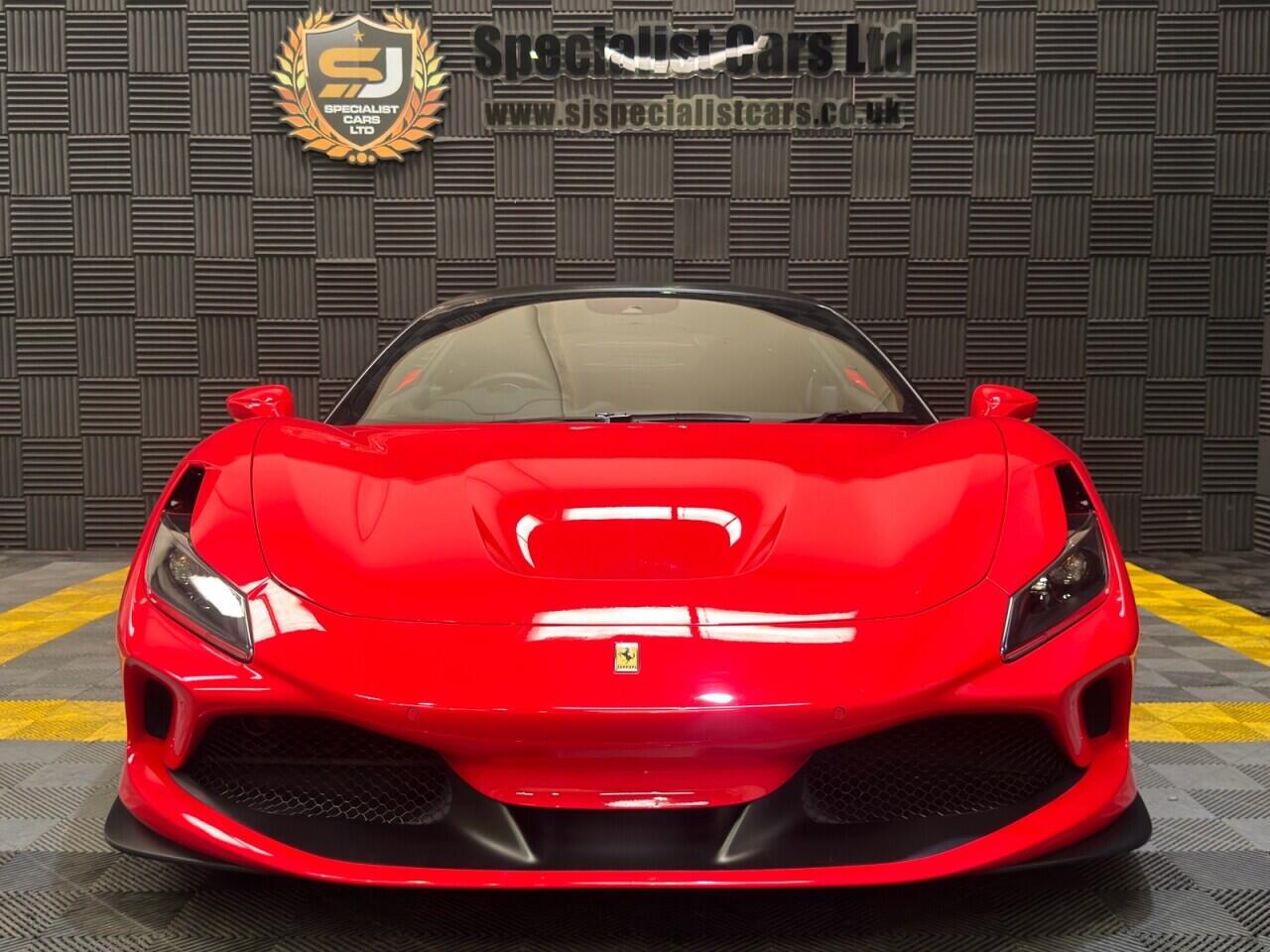 Ferrari F8 Tributo view 2