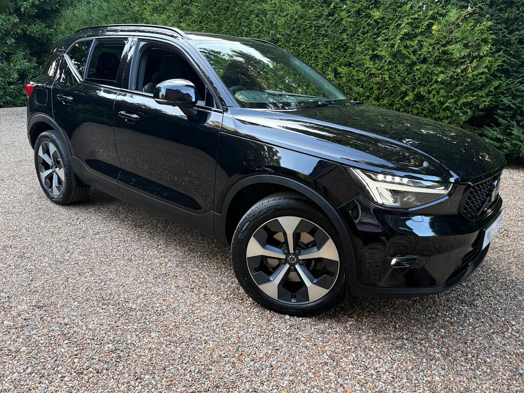 Volvo XC40 view 27