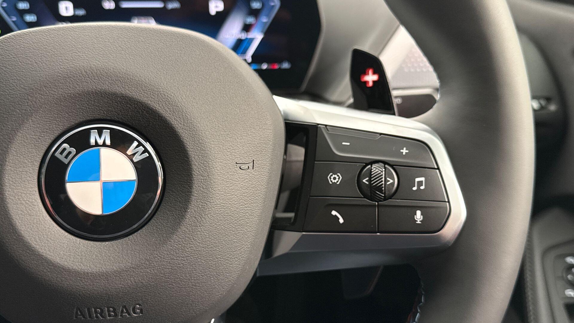 BMW 2 Series view 19