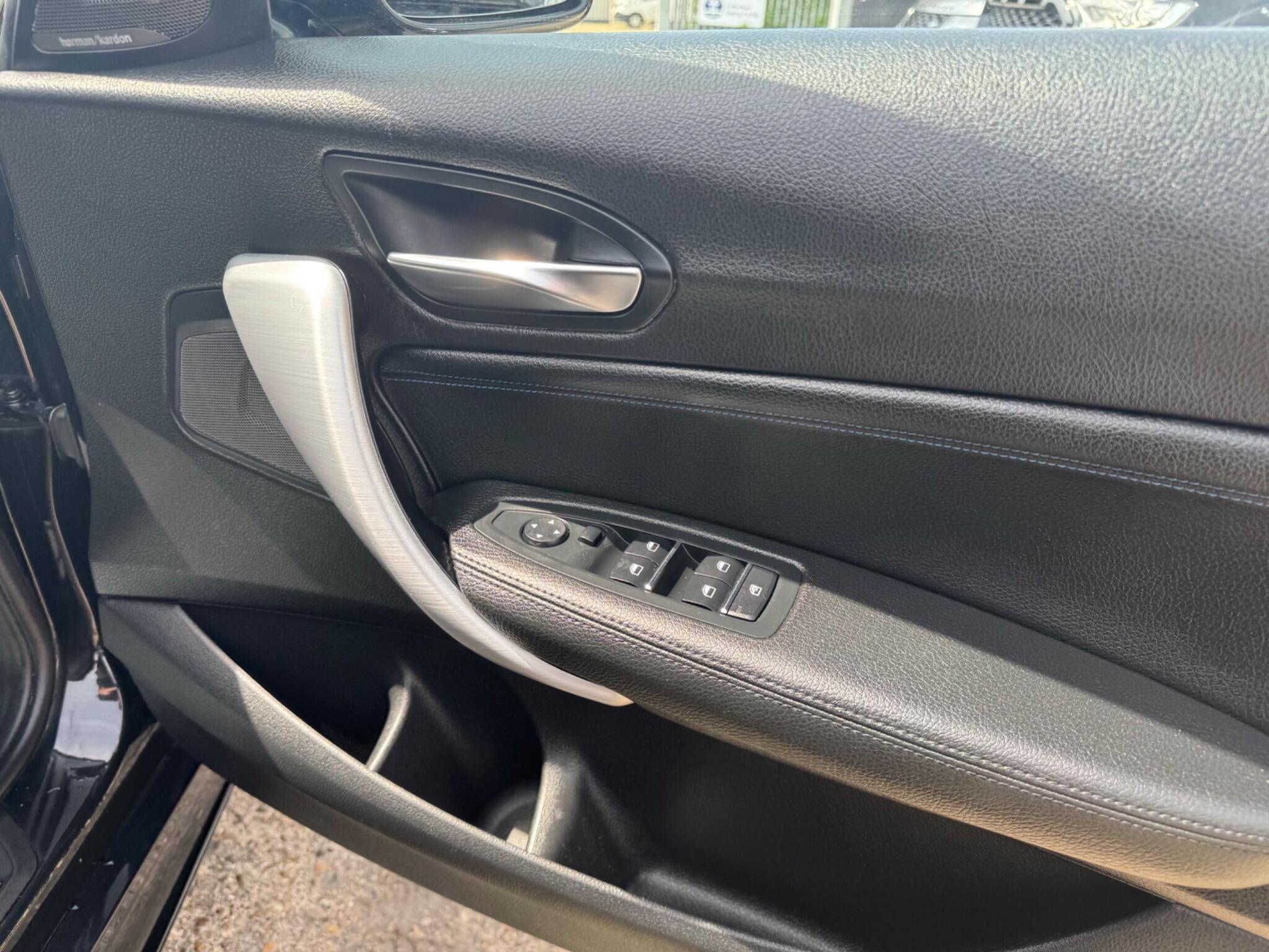 BMW 1 Series view 38