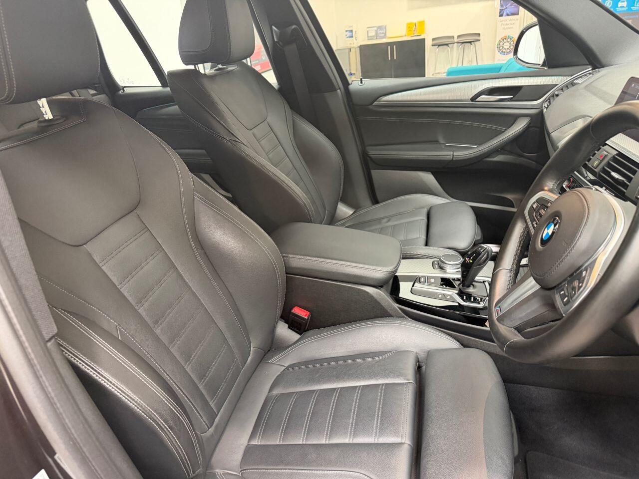 BMW X3 view 26