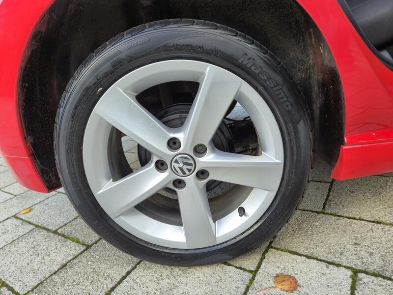 2014 Volkswagen Polo image 33