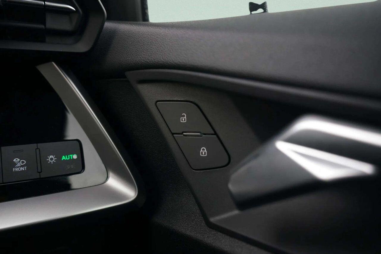 Audi A3 view 45