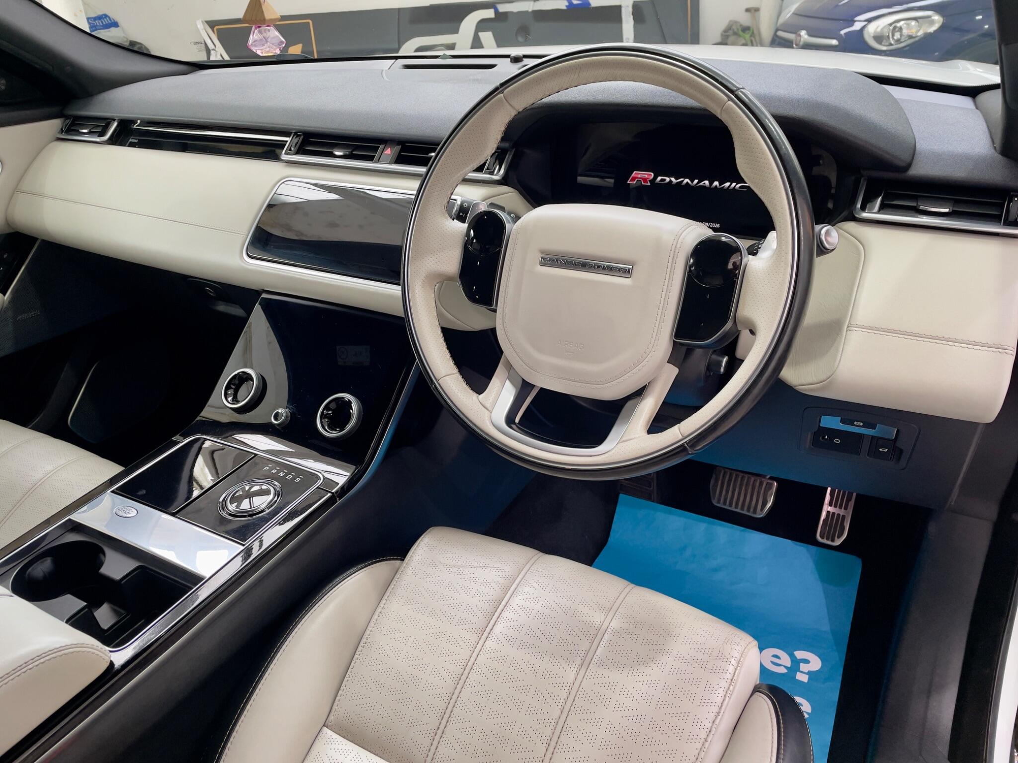 Land Rover Range Rover Velar view 6