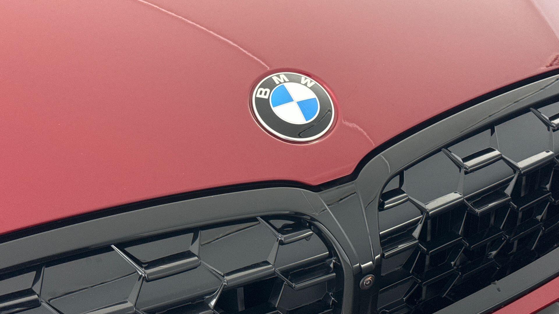 BMW 3 Series view 30
