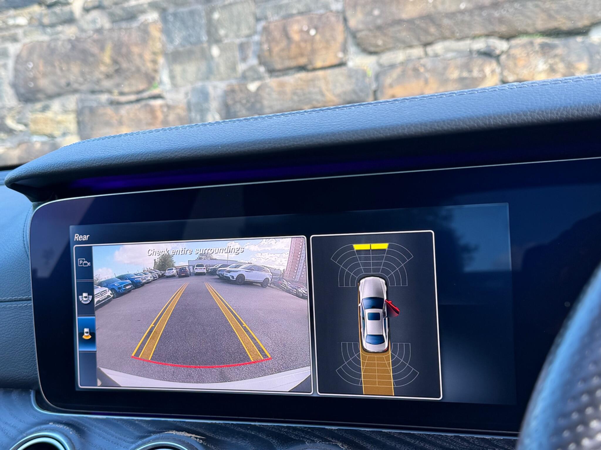 Mercedes-Benz E-Class view 36