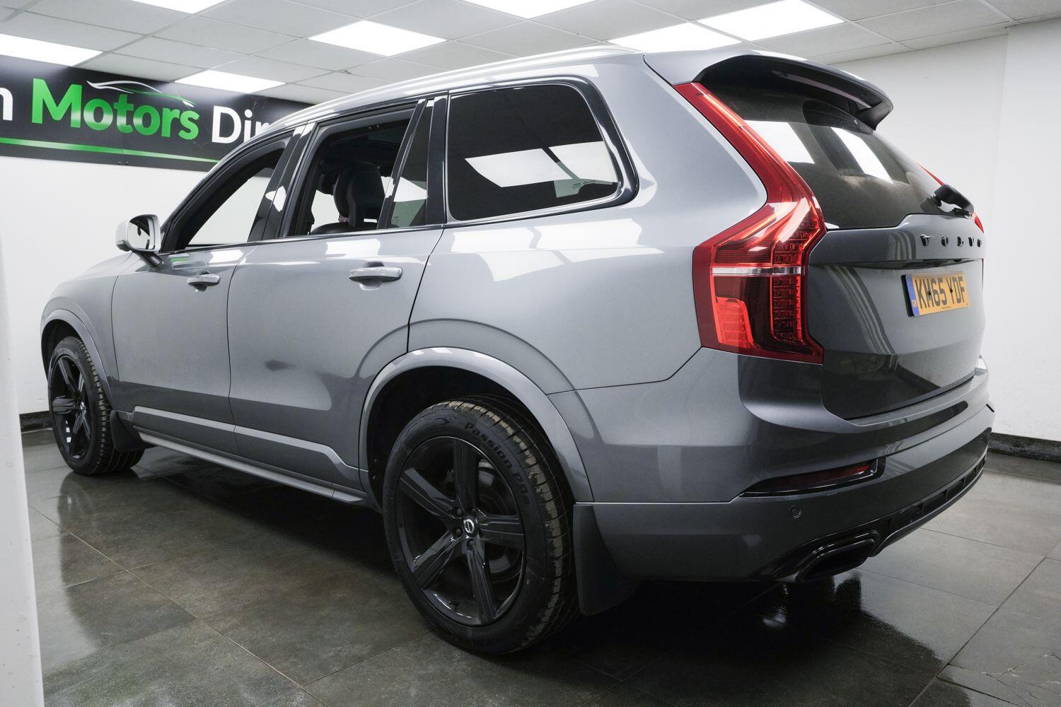 Volvo XC90 view 6