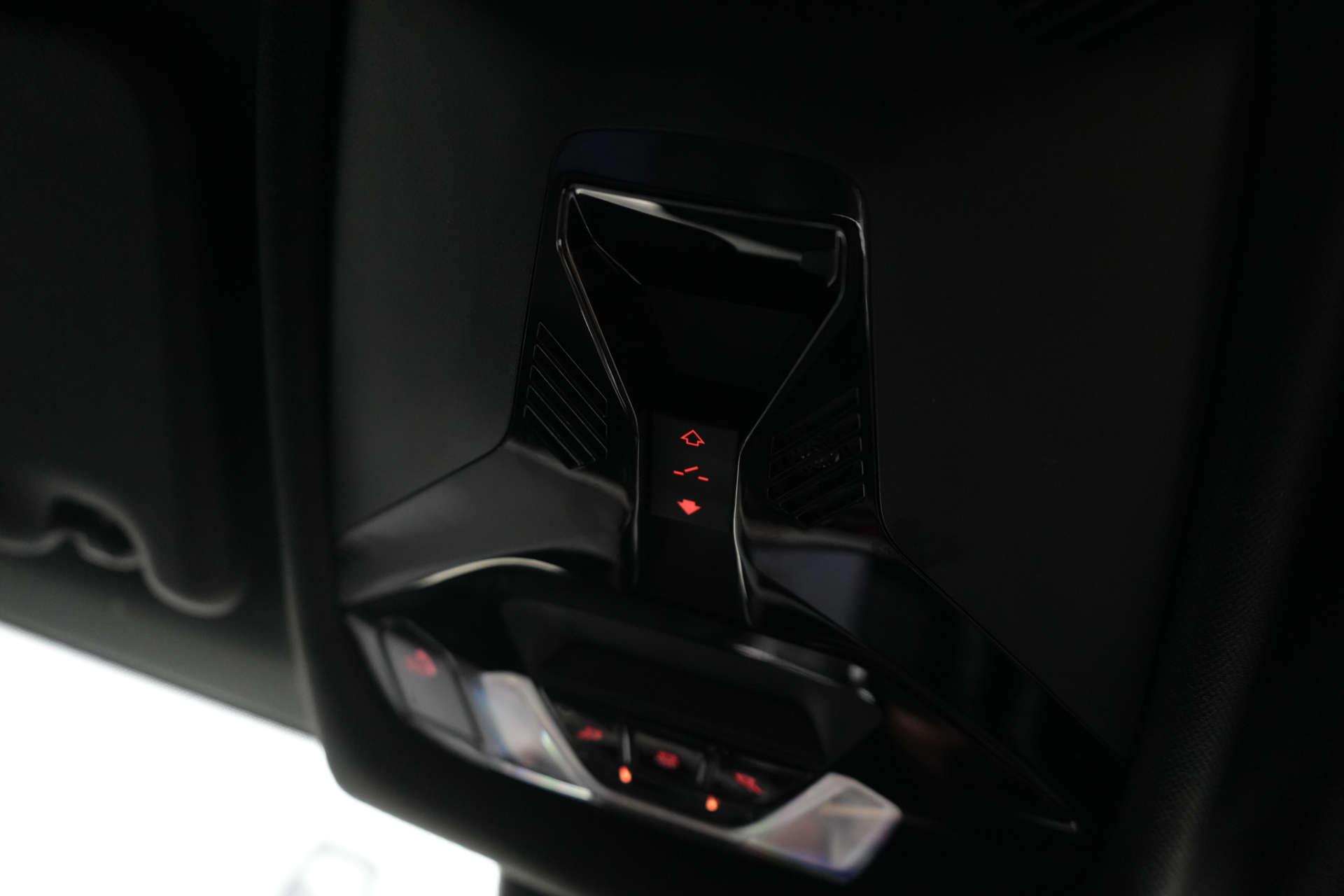 BMW 1 Series view 45