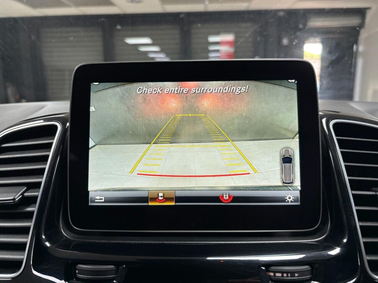 Mercedes-Benz Gle view 28