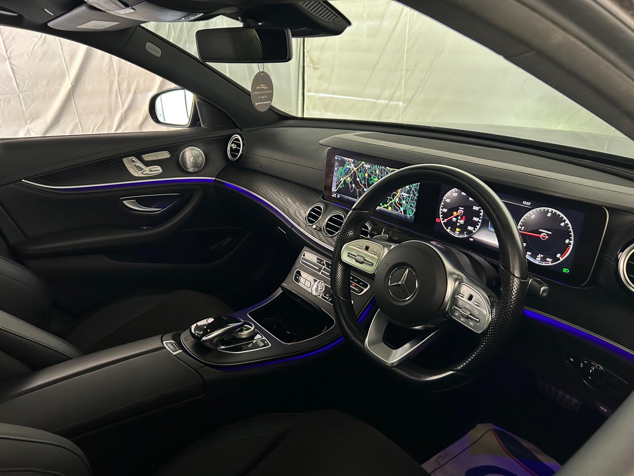 Mercedes-Benz E Class view 19