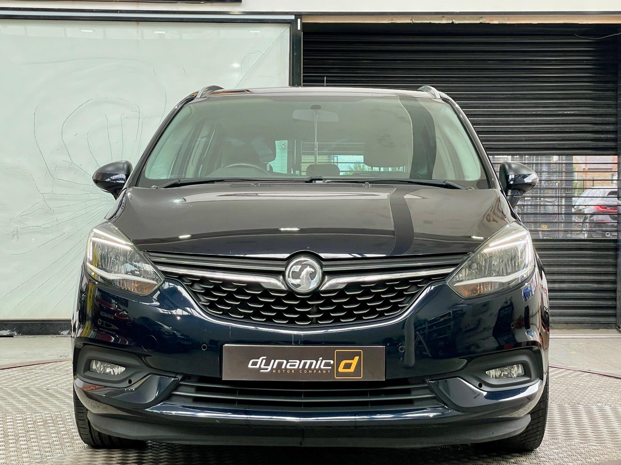 Vauxhall Zafira Tourer view 17