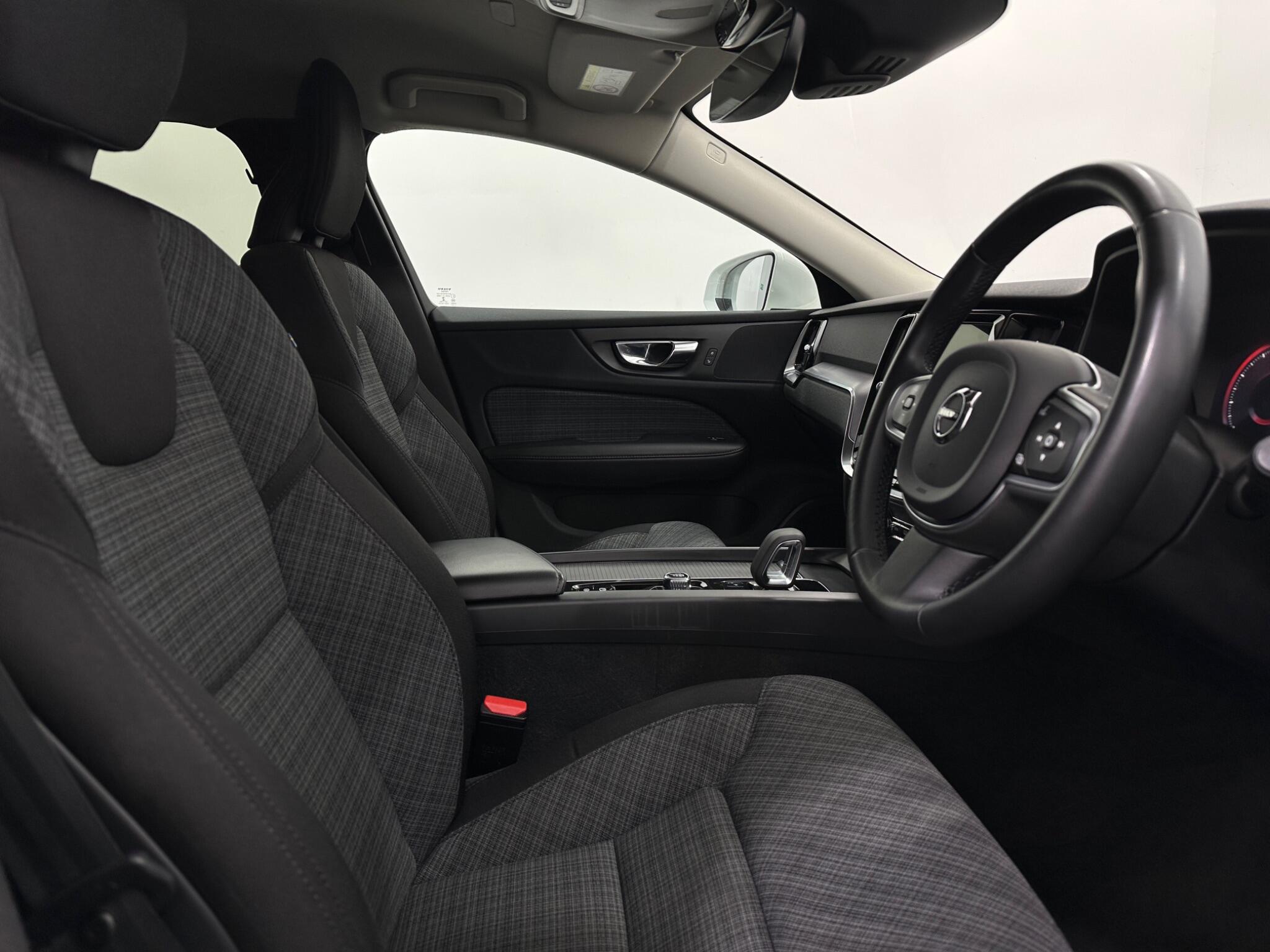 Volvo V60 view 31