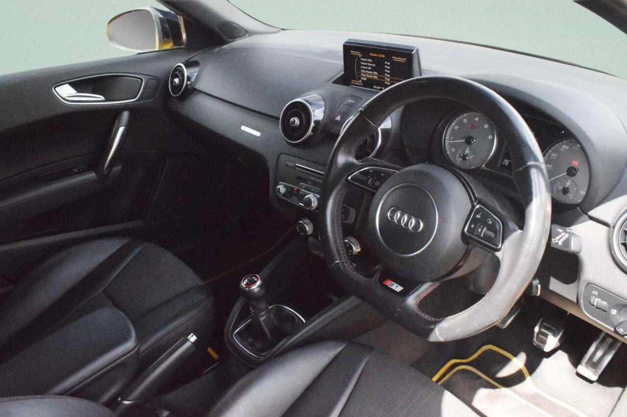 Audi S1 view 10