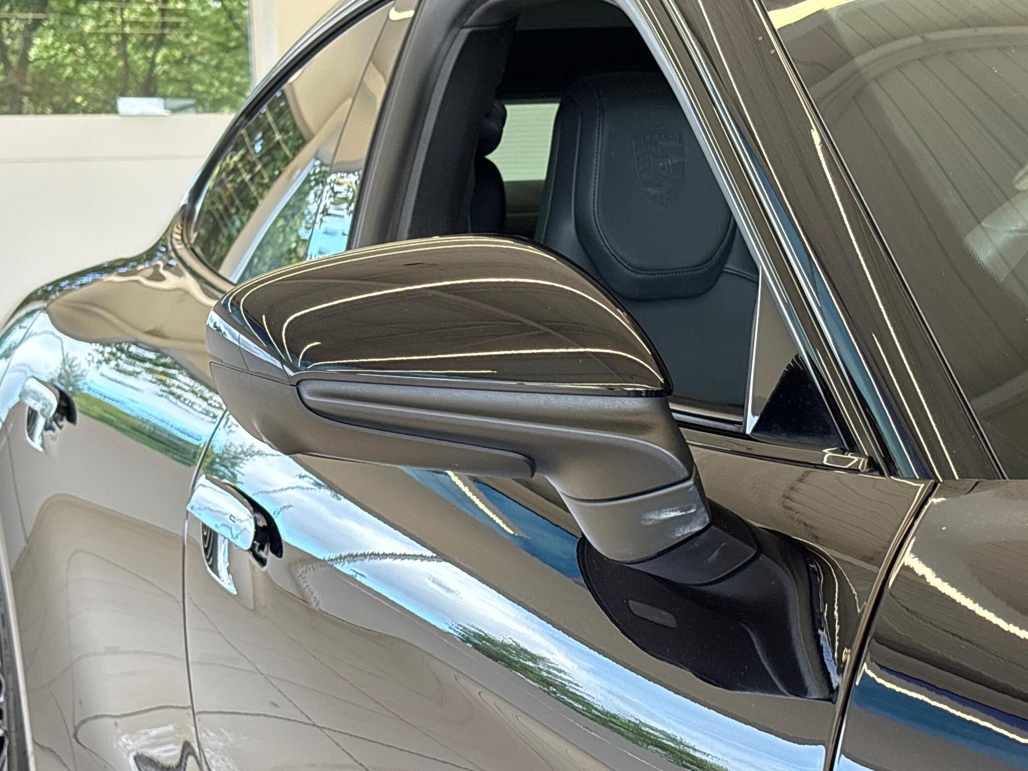Porsche Taycan view 22