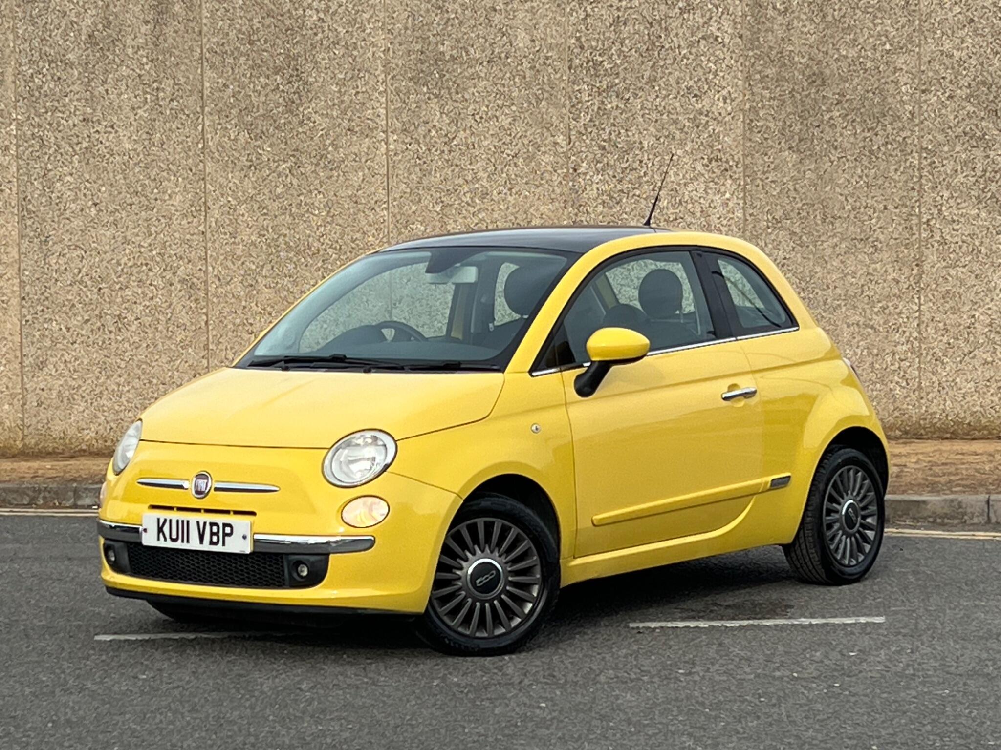 Fiat 500 view 3