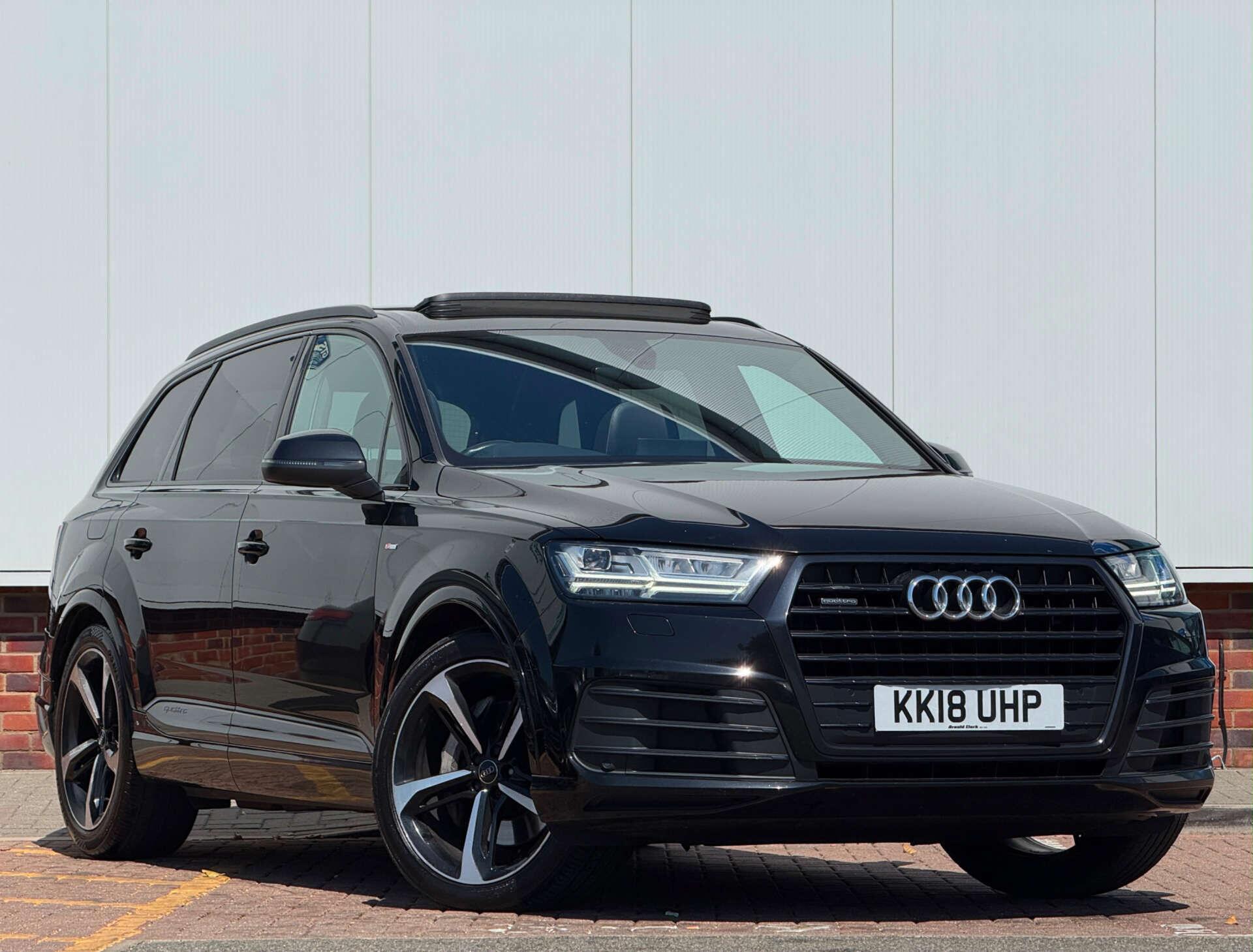 Audi Q7 main image