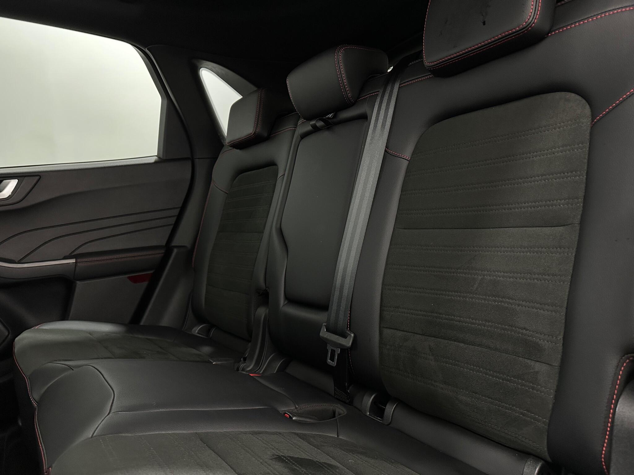 Ford Kuga view 40