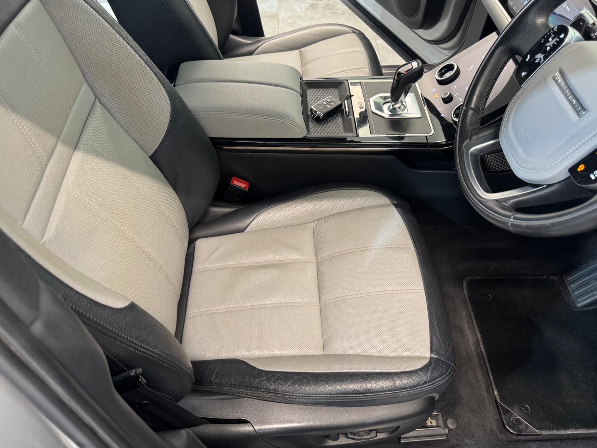 Land Rover Range Rover Evoque view 50