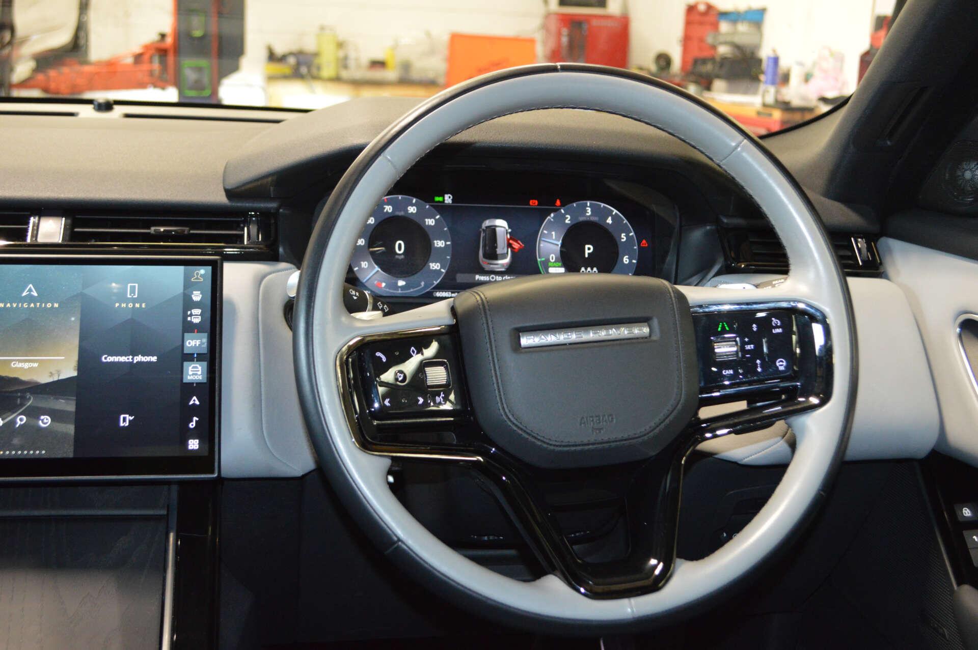 Land Rover Range Rover Velar view 15