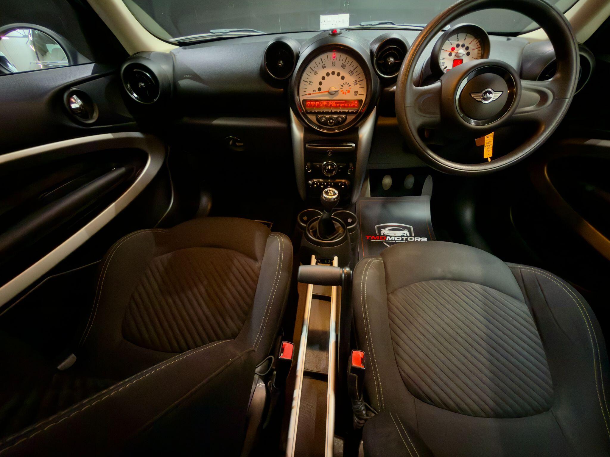 Mini Paceman view 17