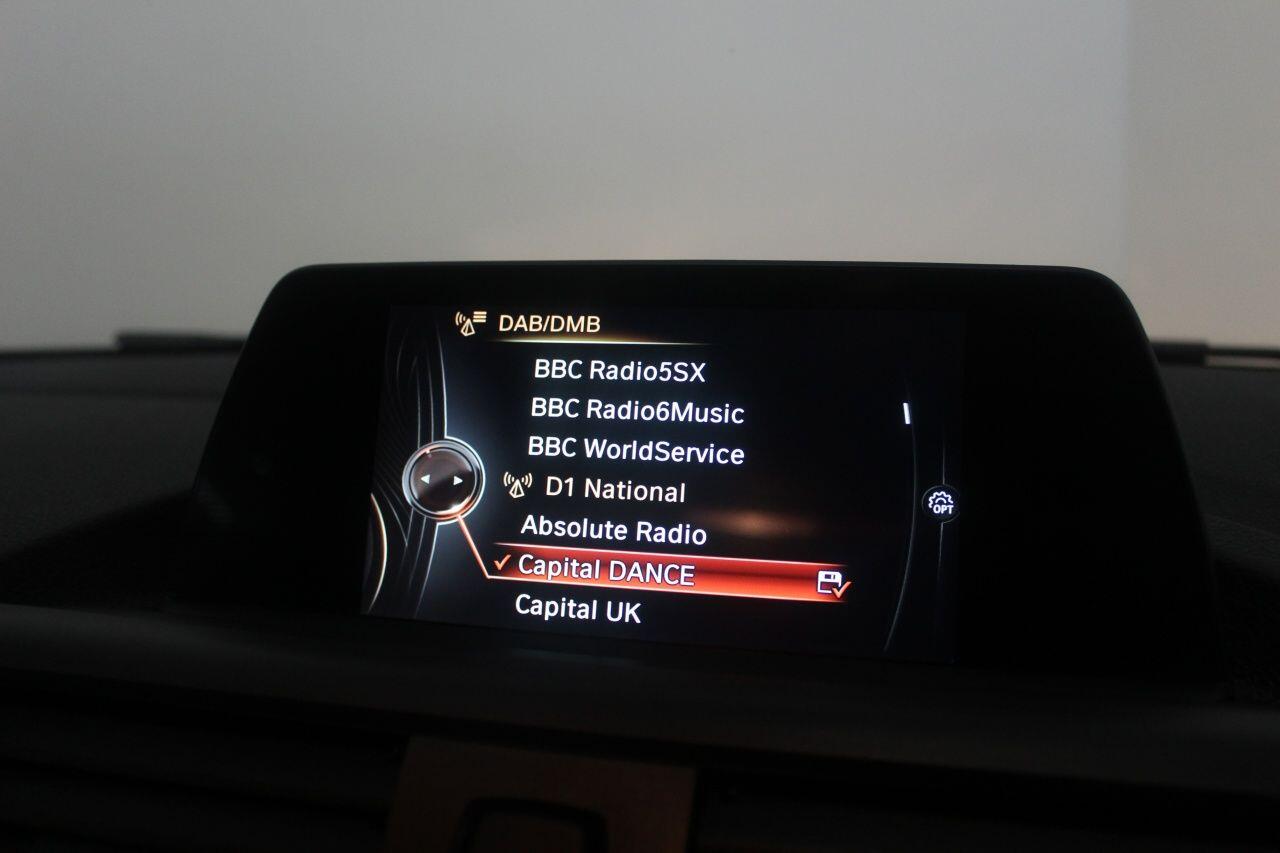 BMW 2 Series view 31