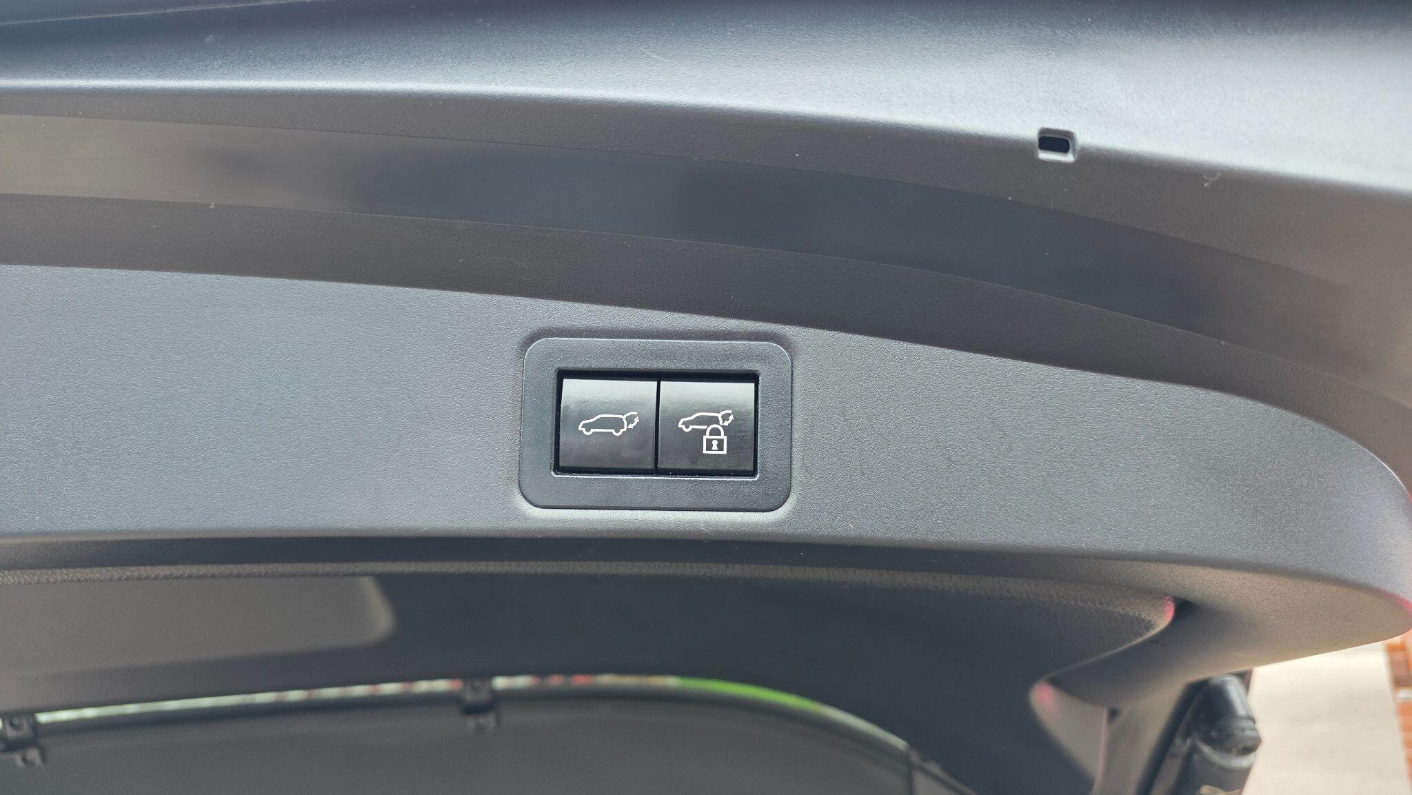 Toyota Corolla view 38